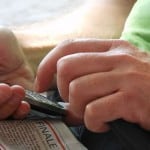 im-popularity-surge-uk-smartphone-users-behind-times